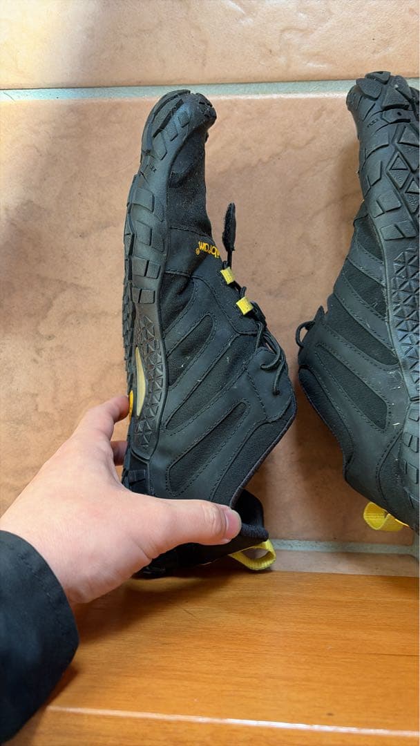 Vibram FiveFingers ブラック26.5