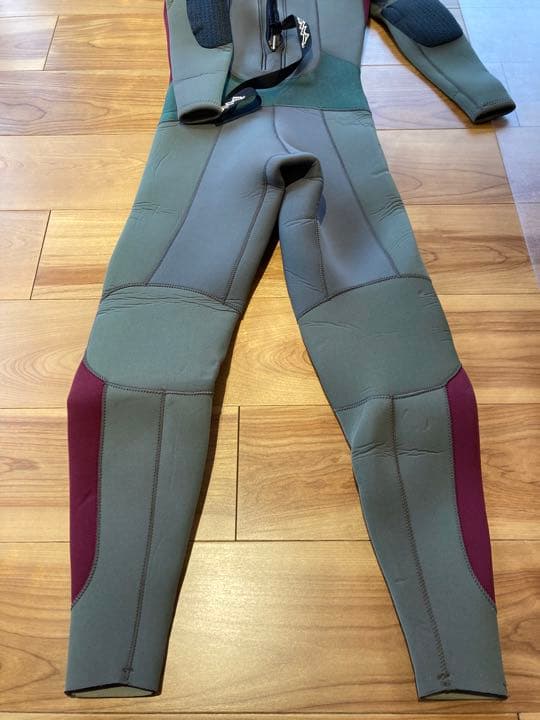 レディースウェットスーツ　冬用