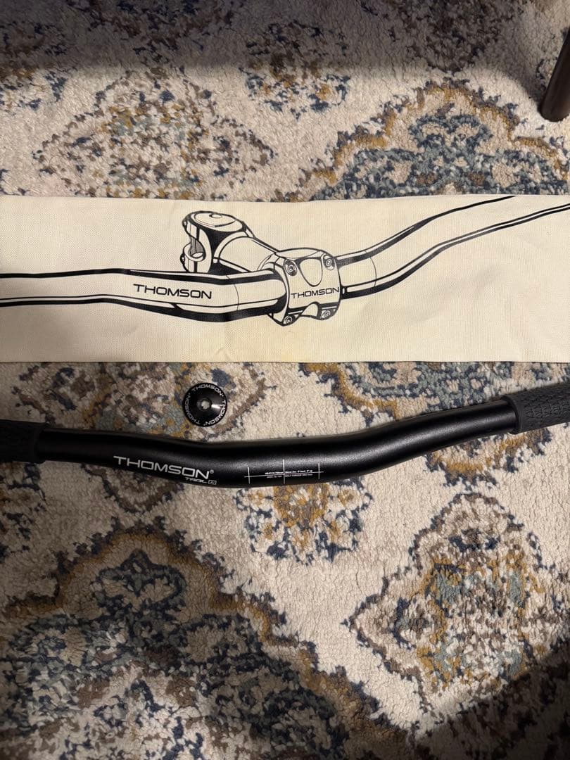 パーツ THOMSON Trail Aluminum Handlebar 750mm