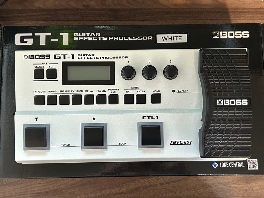 BOSS GT-1wh マルチエフェクター 限定カラー 純正アダプター付き