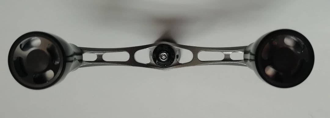 新品未使用 ダイワ シマノ通用 80㎜ カスタムダブルハンドル