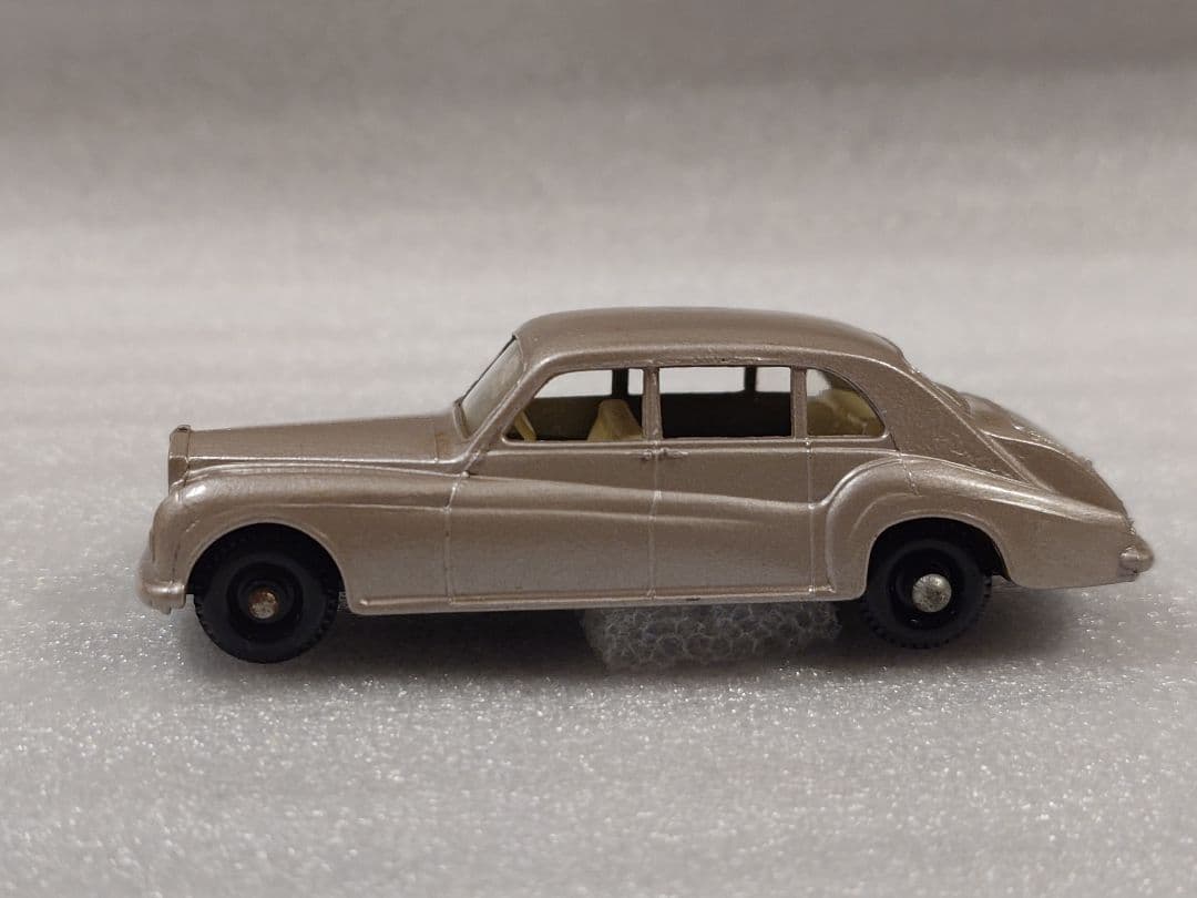 ミニカー MATCHBOX No.44 ROLLS-ROYCE PHANTOM V