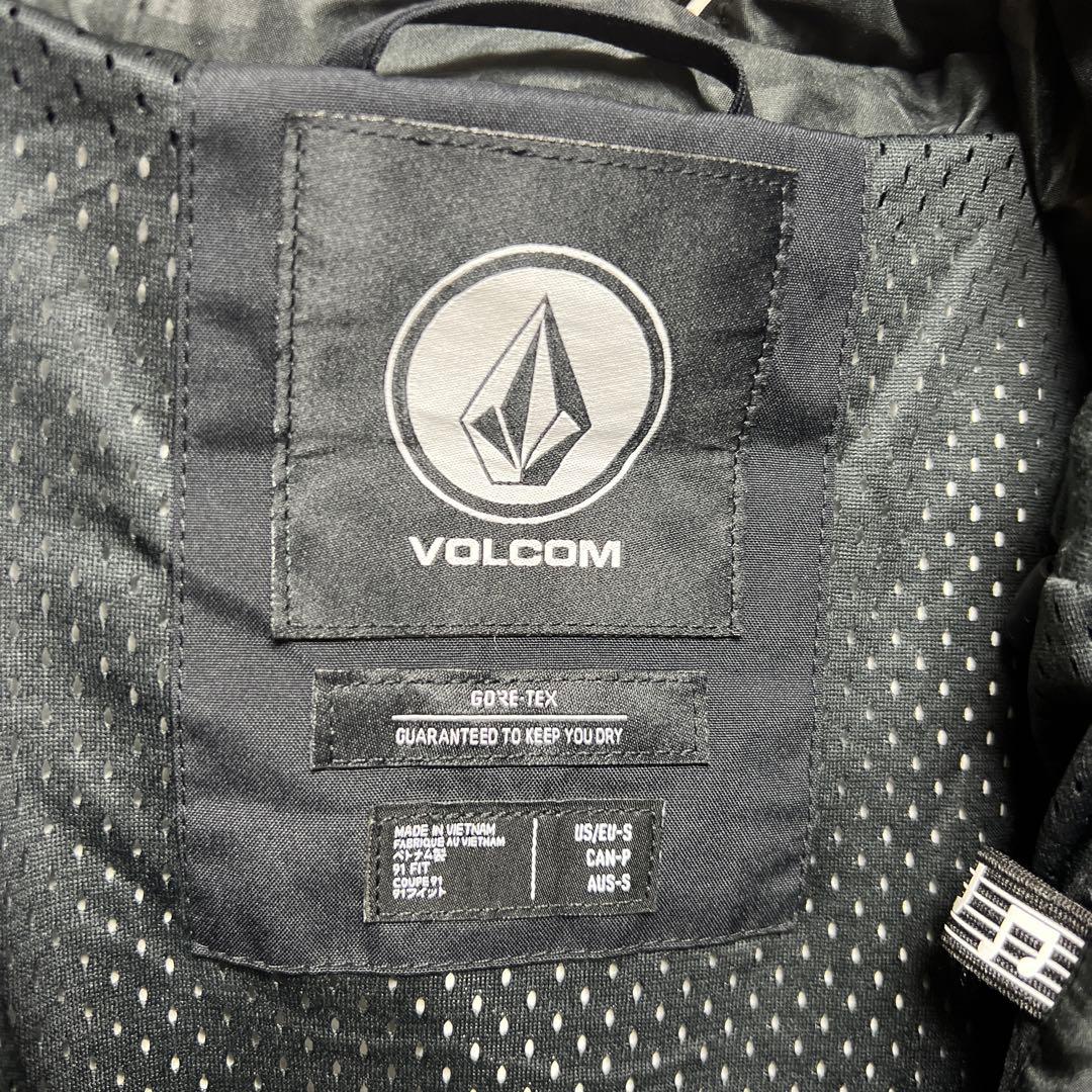 スノボ　ウェア　レディース　VOLCOM