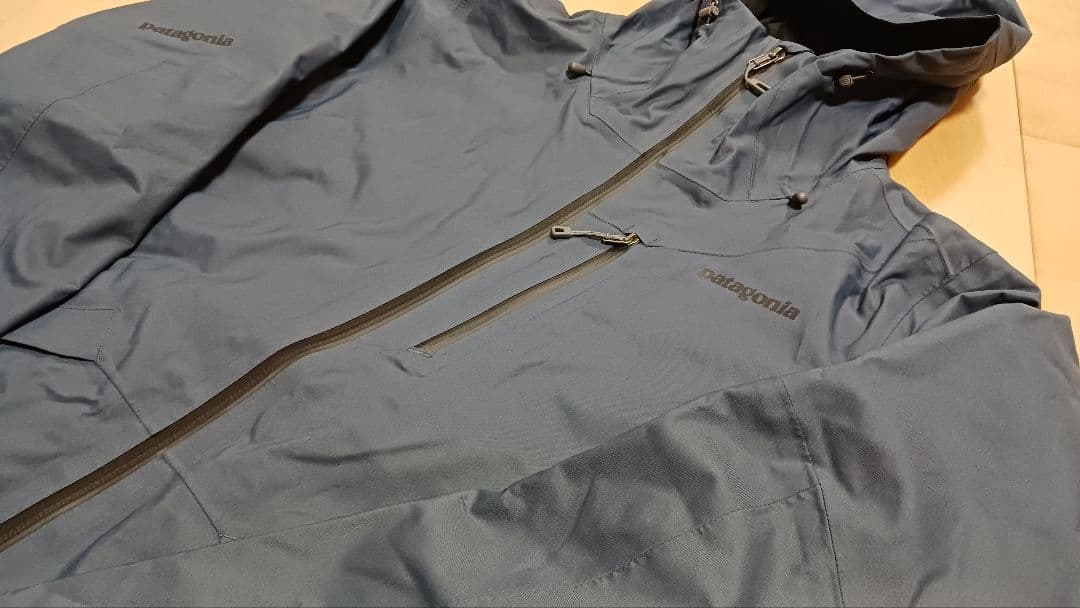 未使用PatagoniaメンズスノーショットジャケットXSネイビースキーウェア