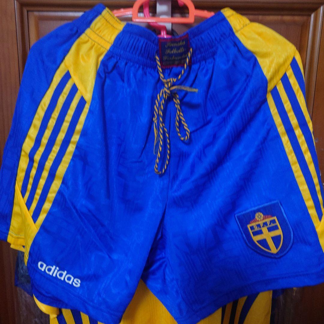 スウェーデン代表　ユニフォーム　上下セット