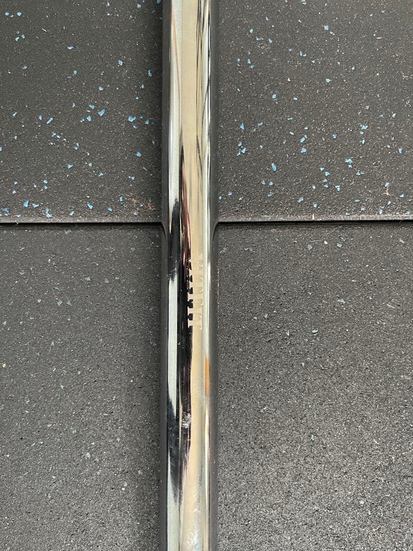 ★残り3本★送料無料★バーベル 180cm 28mm ベンチプレス スクワット