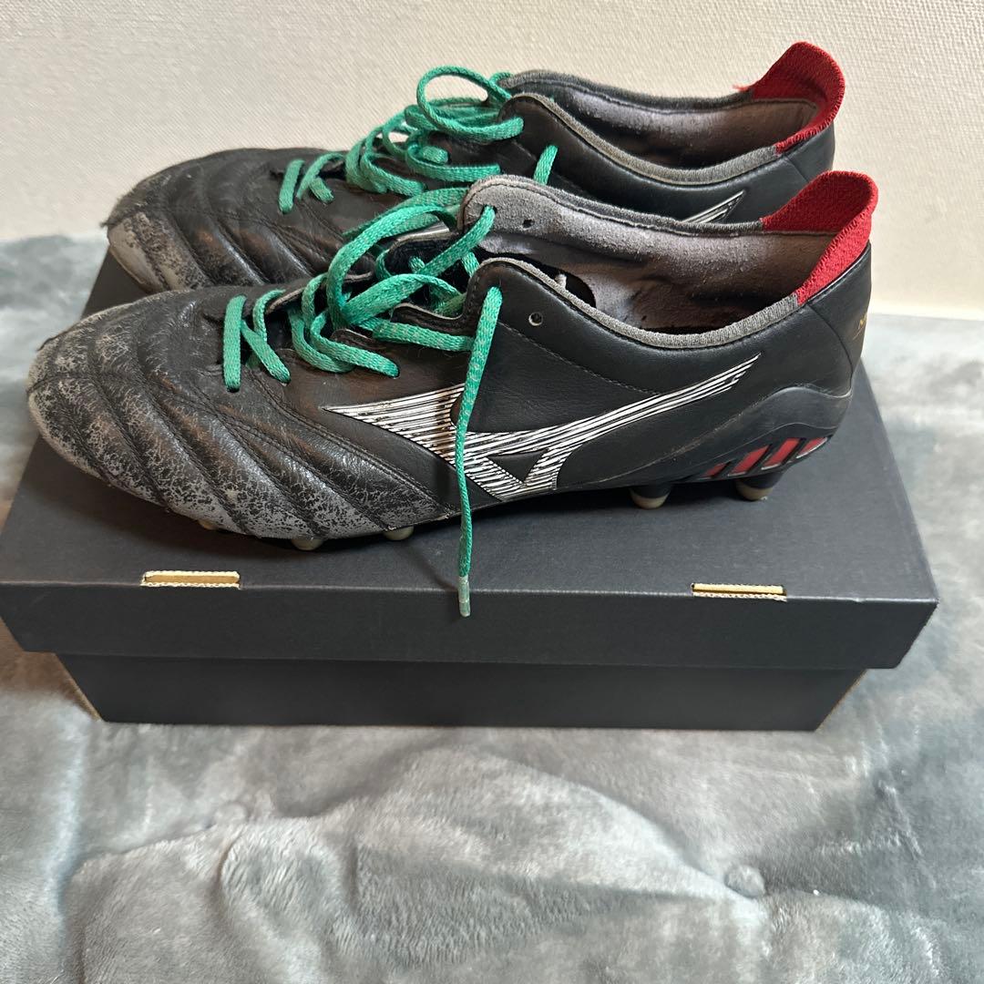 Mizuno サッカースパイク 黒/赤/緑