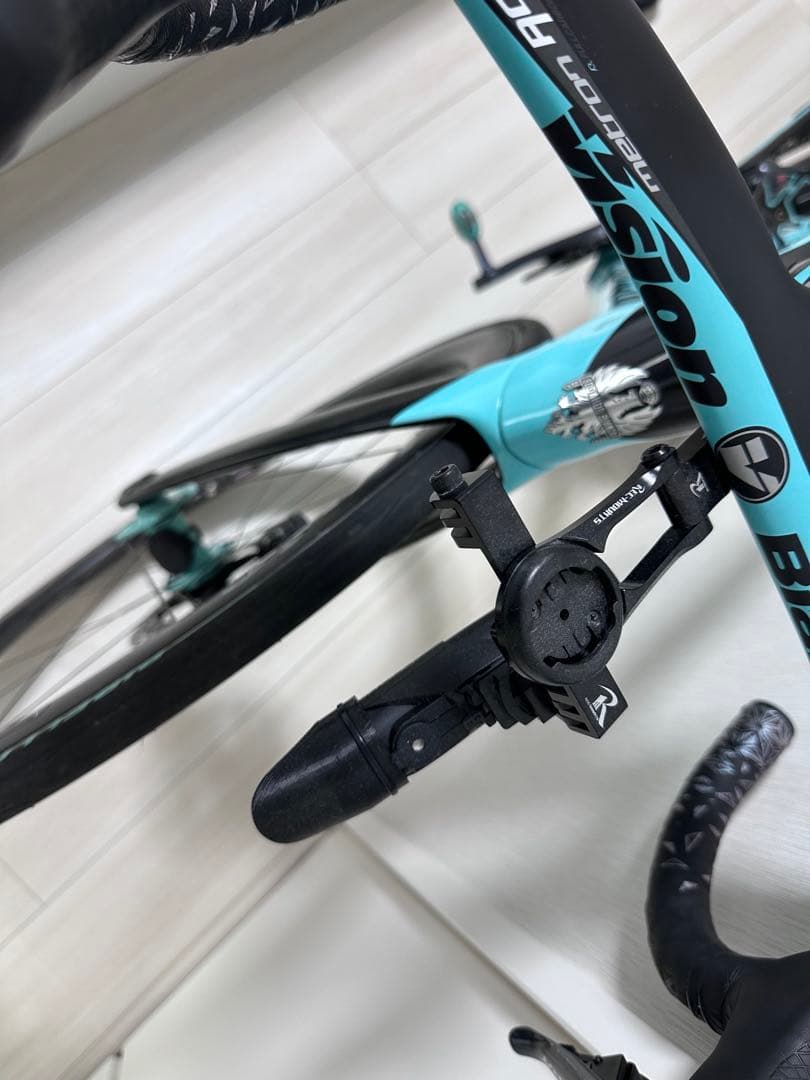 Bianchi oltreXR4disc Di2 総額150万円オーバー