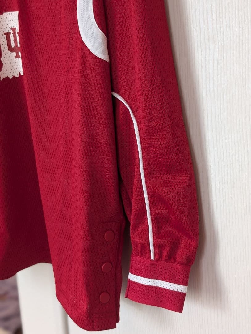 adidas インディアナ大学 フーディー