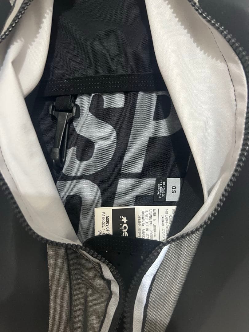 Assos Spider Bag G2 スパイダーバッグ　美品　試着のみ