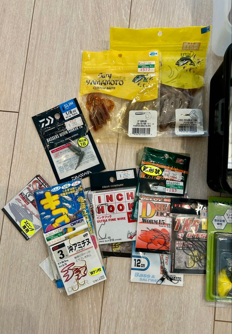 【引退品 お得まとめ売り】ルアー中心の道具BOX全て