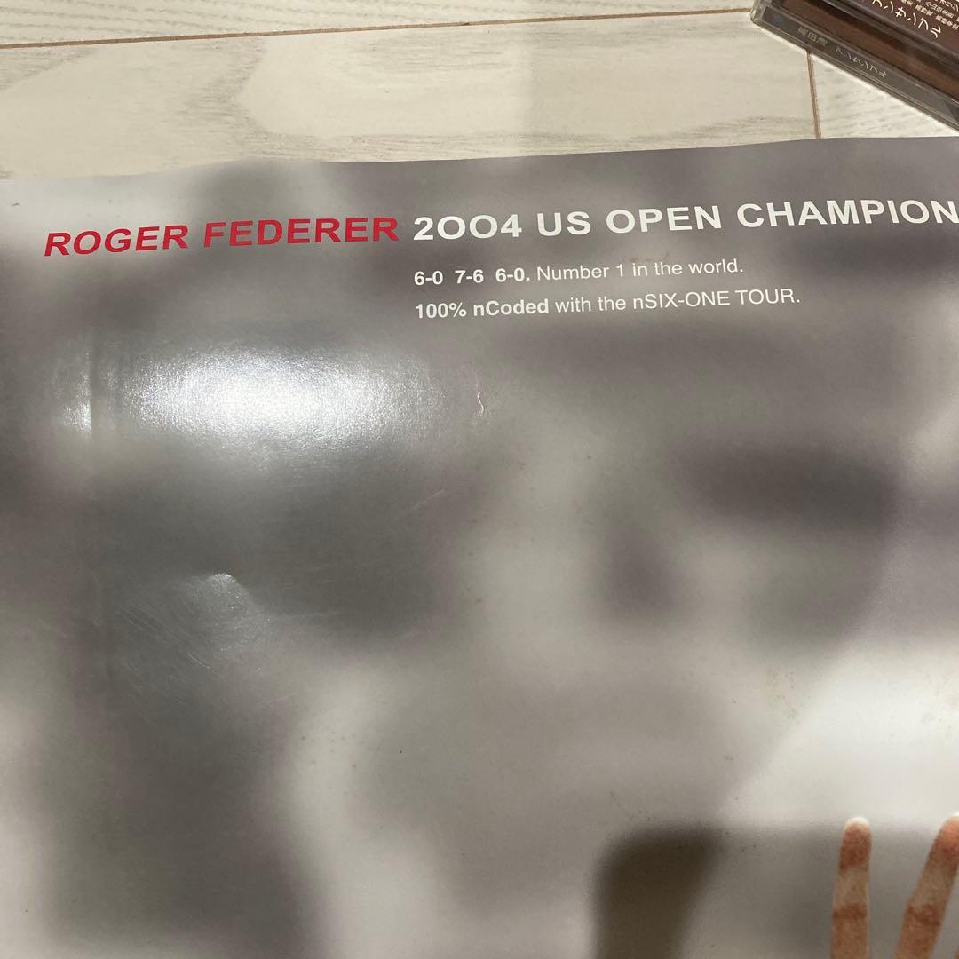 R・フェデラー全盛期の特大ポスター２枚セット+ レアステッカーその他　非売品、