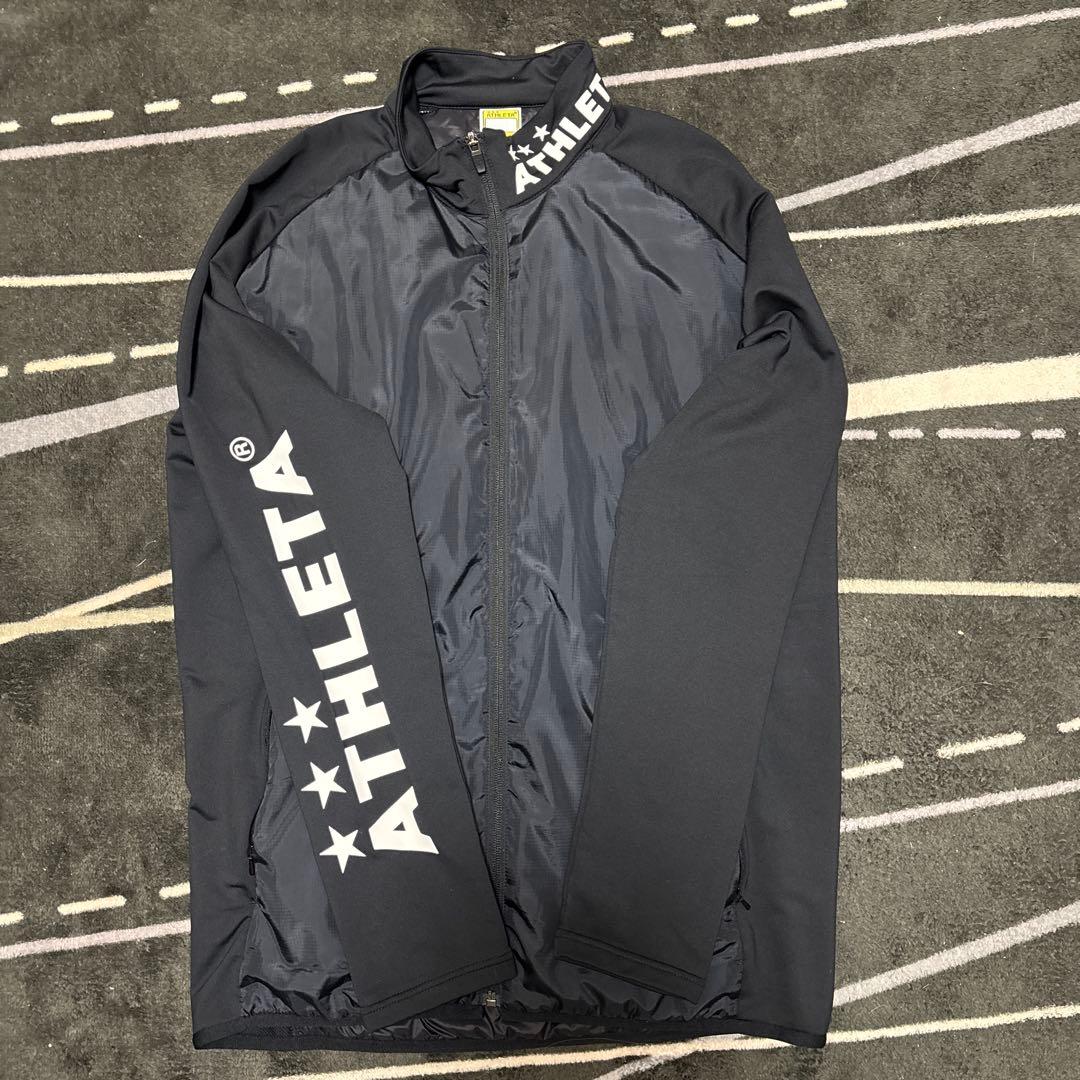ATHLETA ブラック ウィンドブレーカー