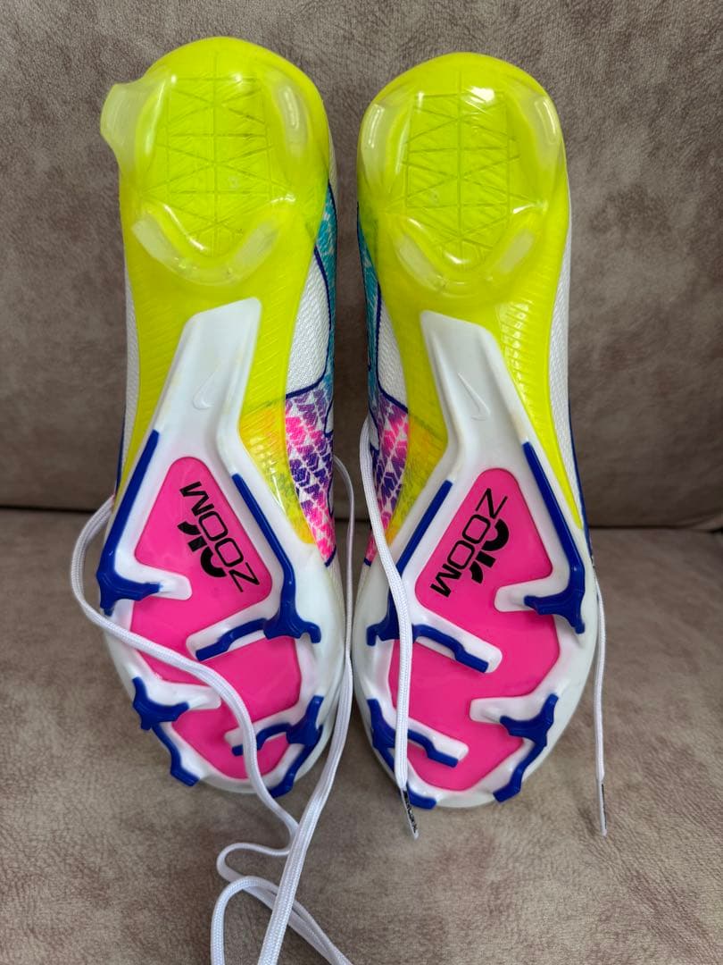 Nike Mercurial マーキュリアル ホワイト/マルチカラー