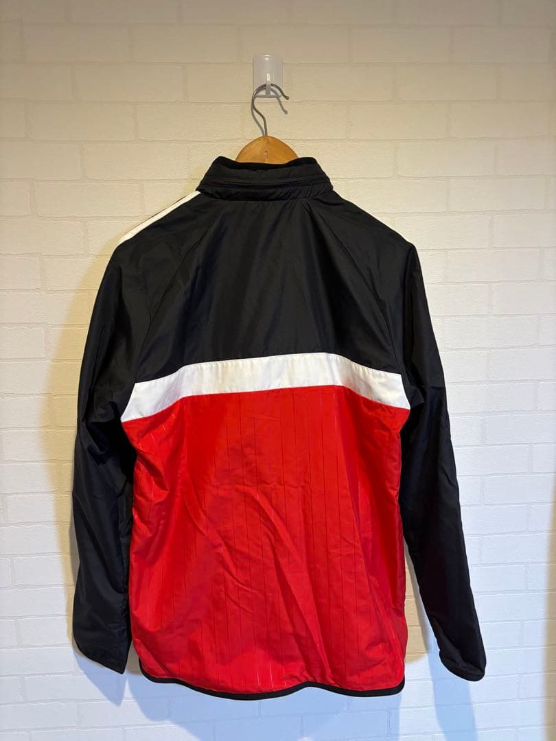 adidas FC Bayern München ナイロンジャケット