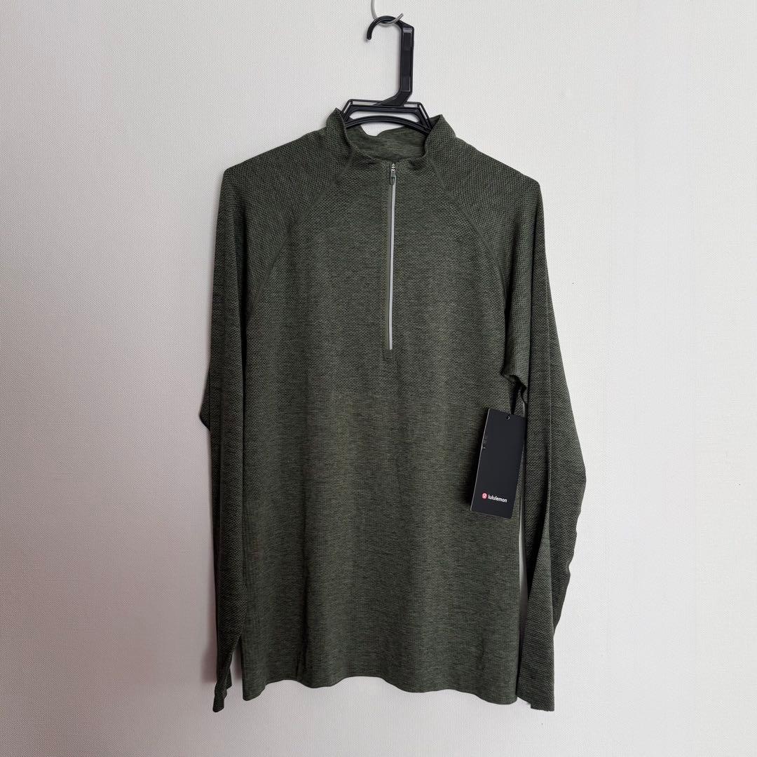 lululemon ルルレモン　ロンT Tシャツ　米国購入　新品　カーキ