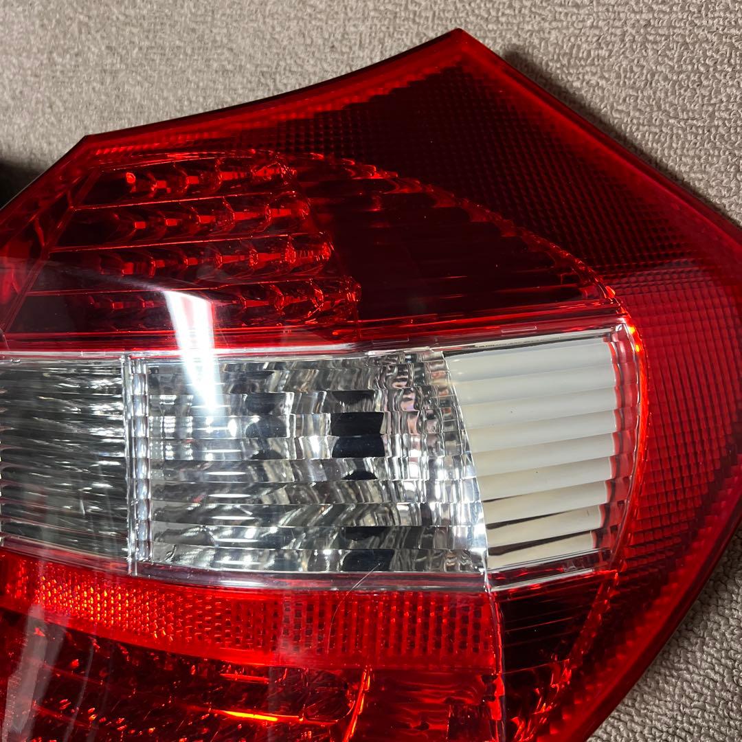希少  E87前期LEDテールライト左右セット