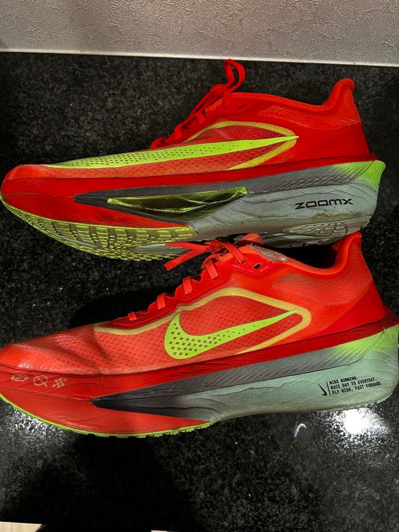 NIKE zoomfly6 クリムゾンレッド　27.5