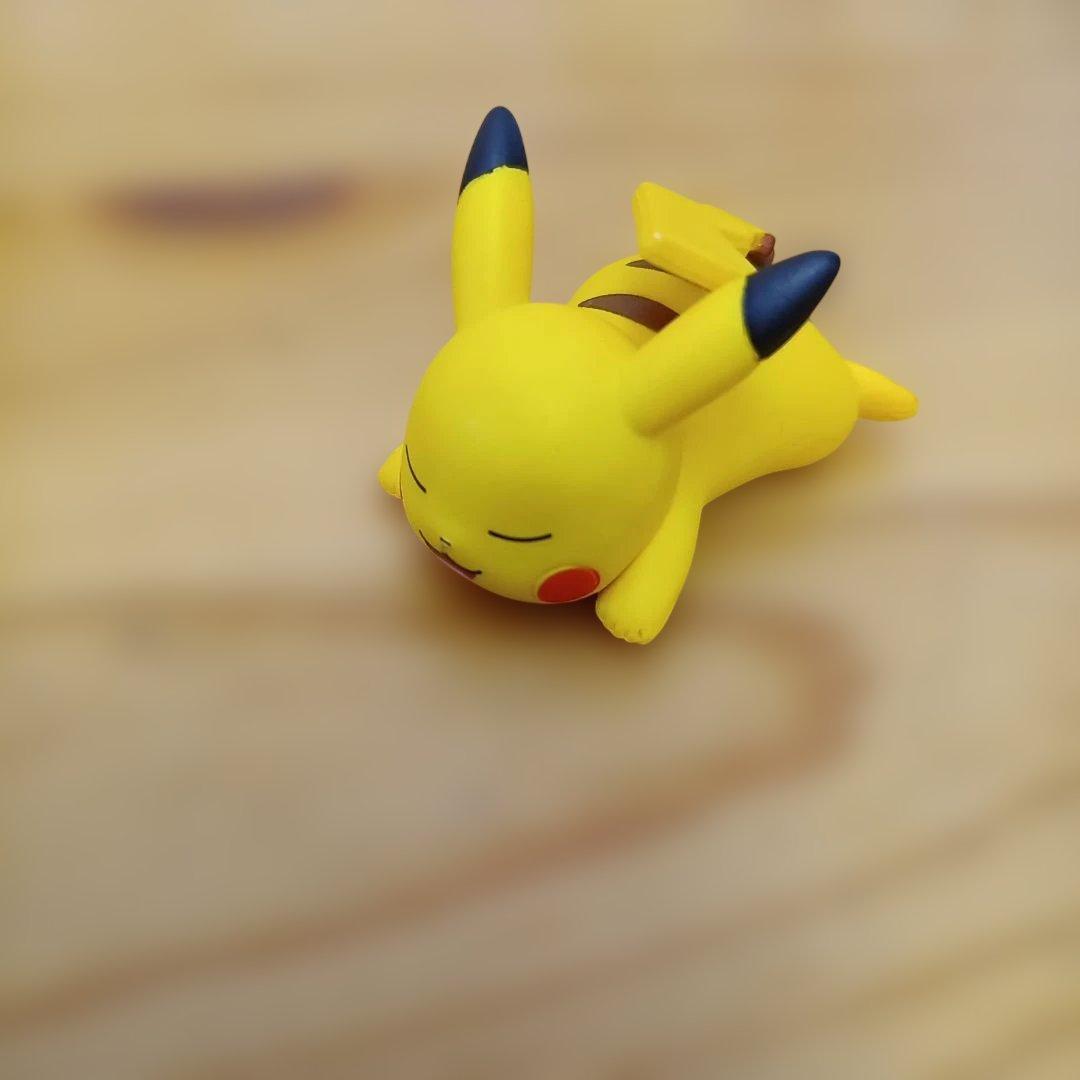 おやすみポケモン　ピカチュウ