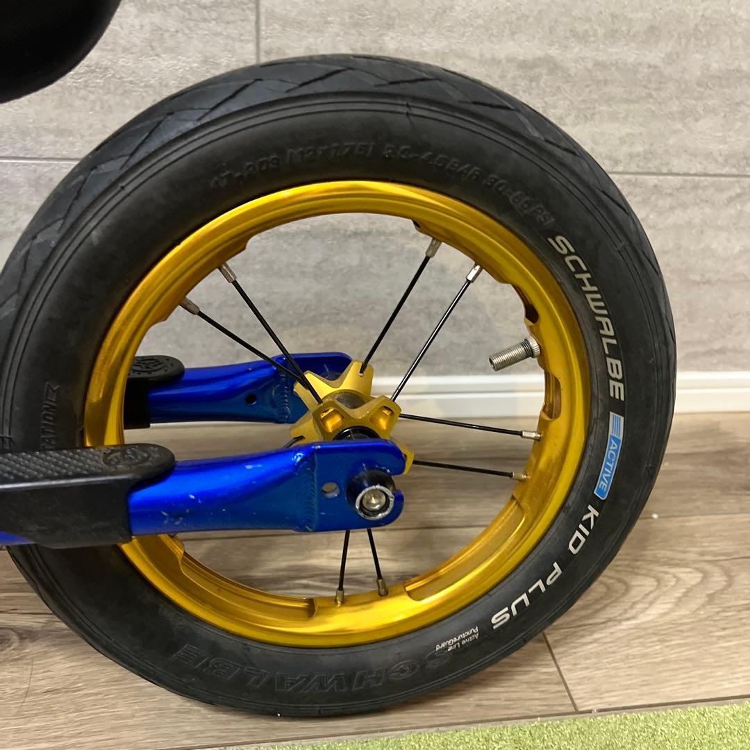 デ*や様 日本正規品　ストライダーSTRIDERPRO 青✖︎金　美品　レース用
