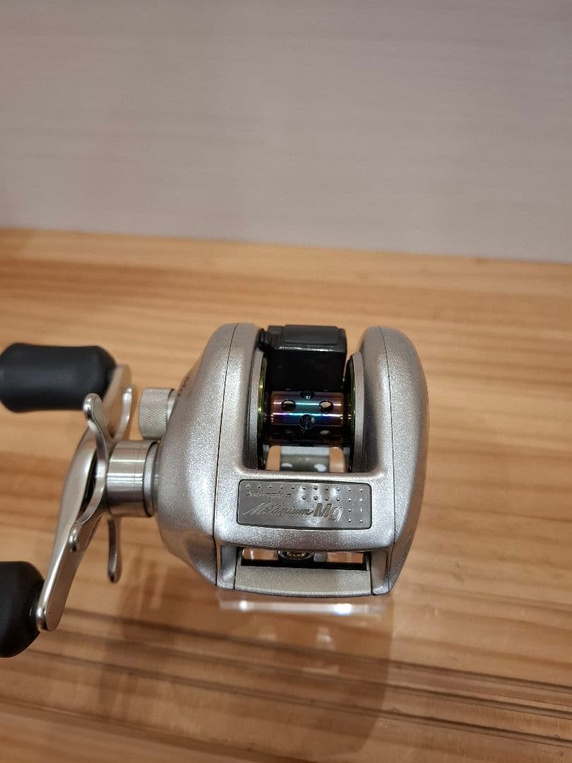 h*e様 スコーピオンメタニウムMg シルバー ベイトリール２台セット