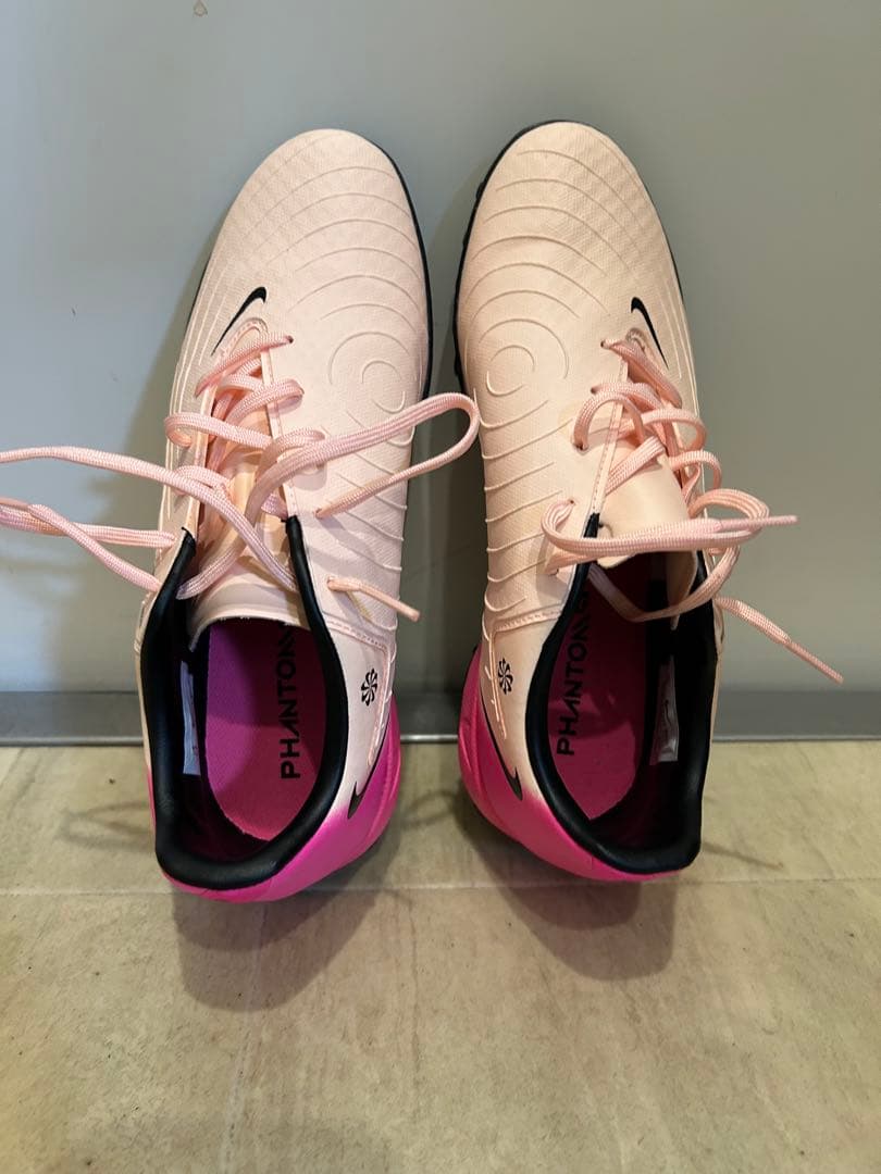 サッカー トレーニングシューズ ファントムGX