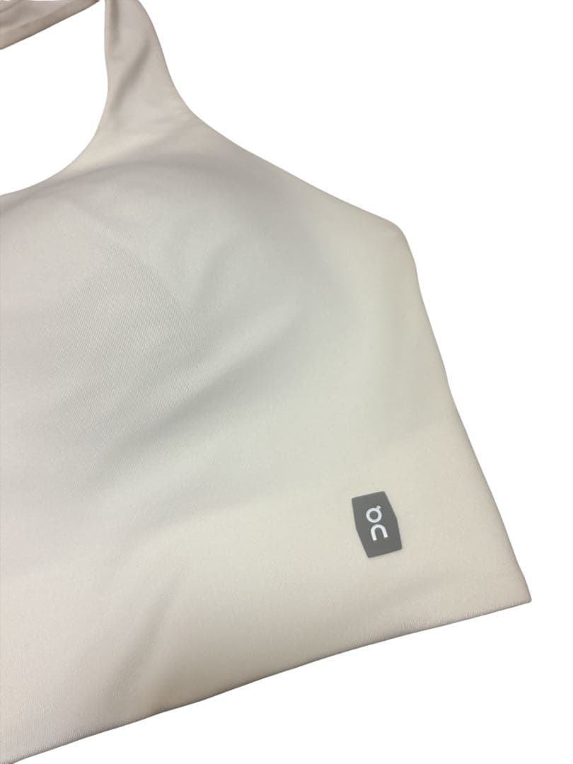 【On】新品！Active Bra Pearl スポブラ　XLサイズ