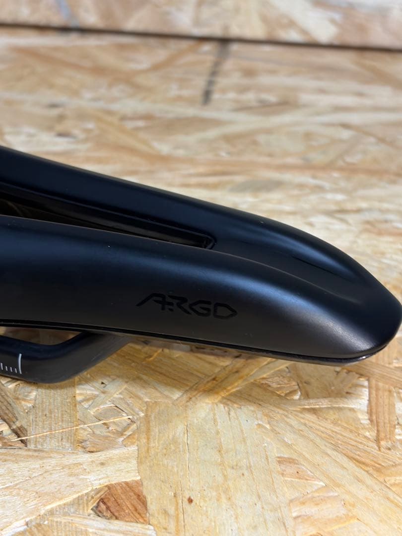 fizik vento argo R1 フィジーク 140mm
