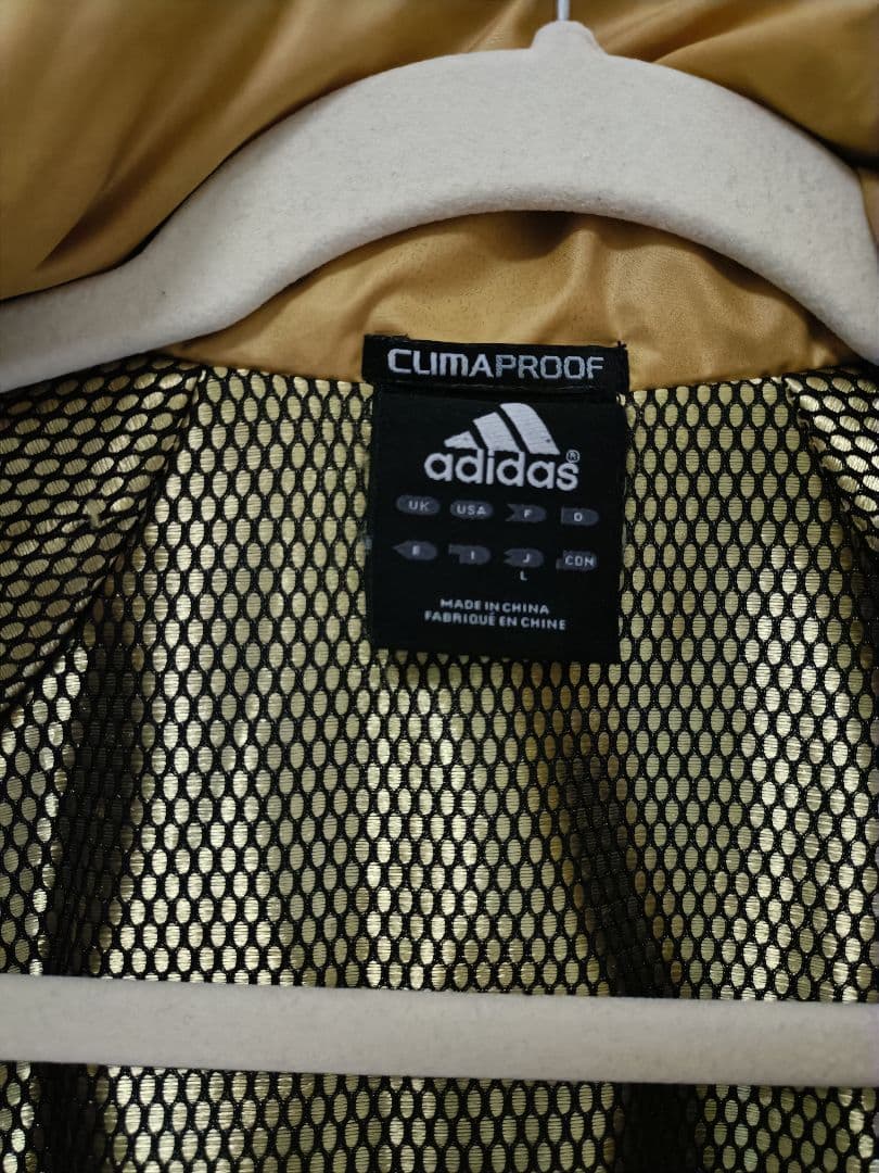 adidas ClimaProof ジャケット グレー/レッド