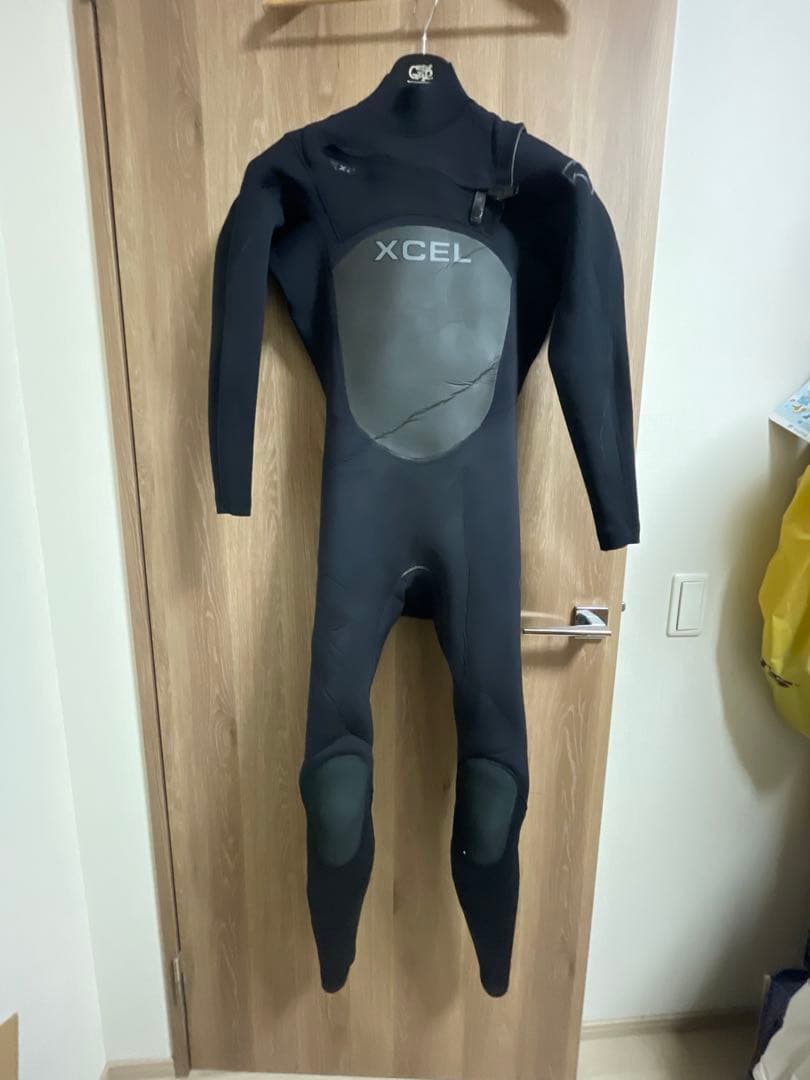 ジャージフルスーツ xcel メンズ　ML 2/3mm フロントジップ