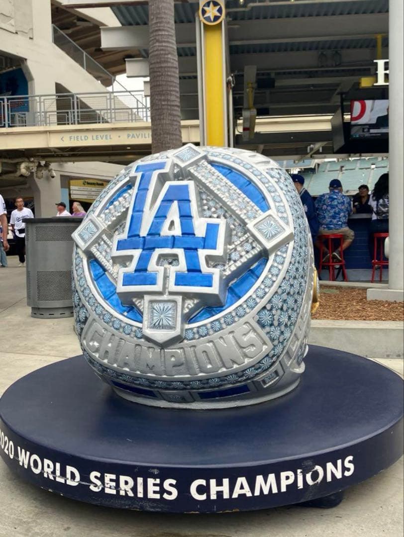 ドジャース グラスノー ボブルヘッド Dodgers