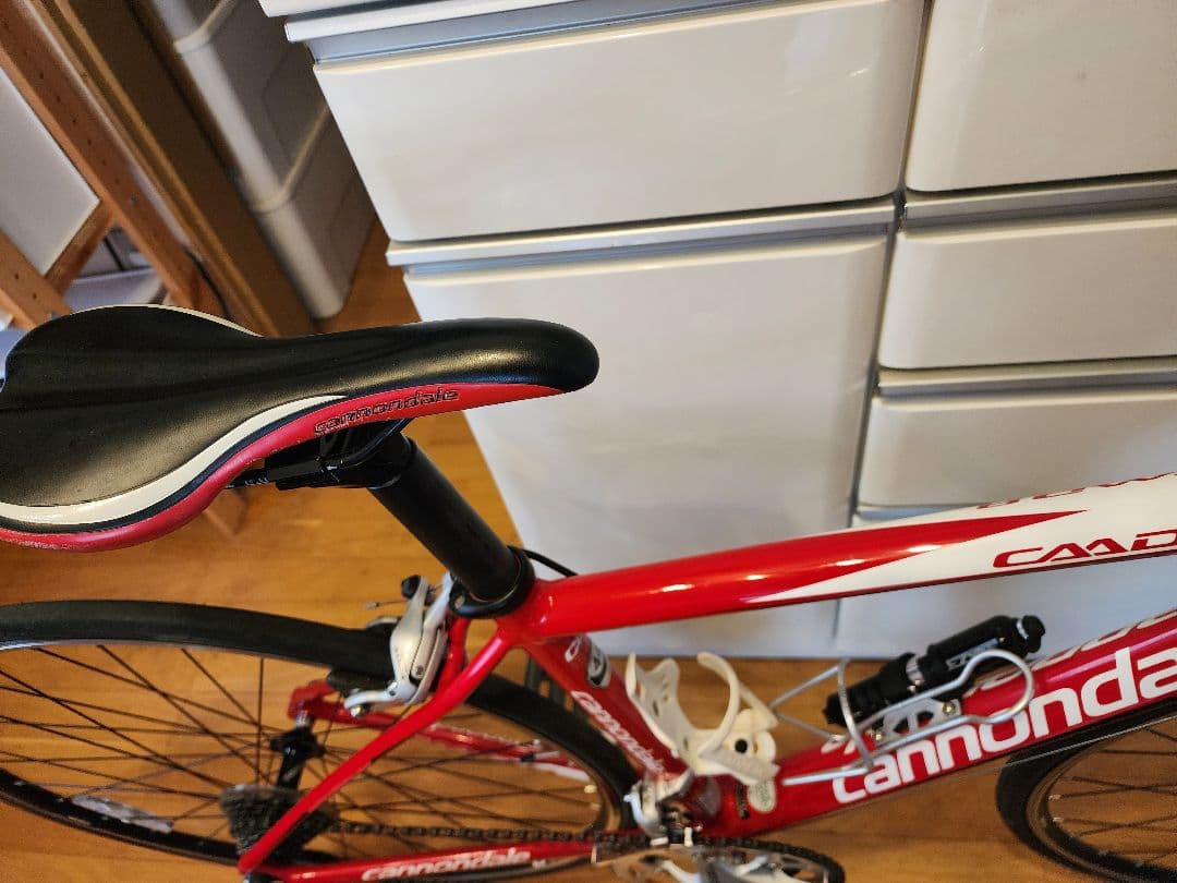 Cannondale CAAD8 赤 ロードバイク札幌引き取り限定