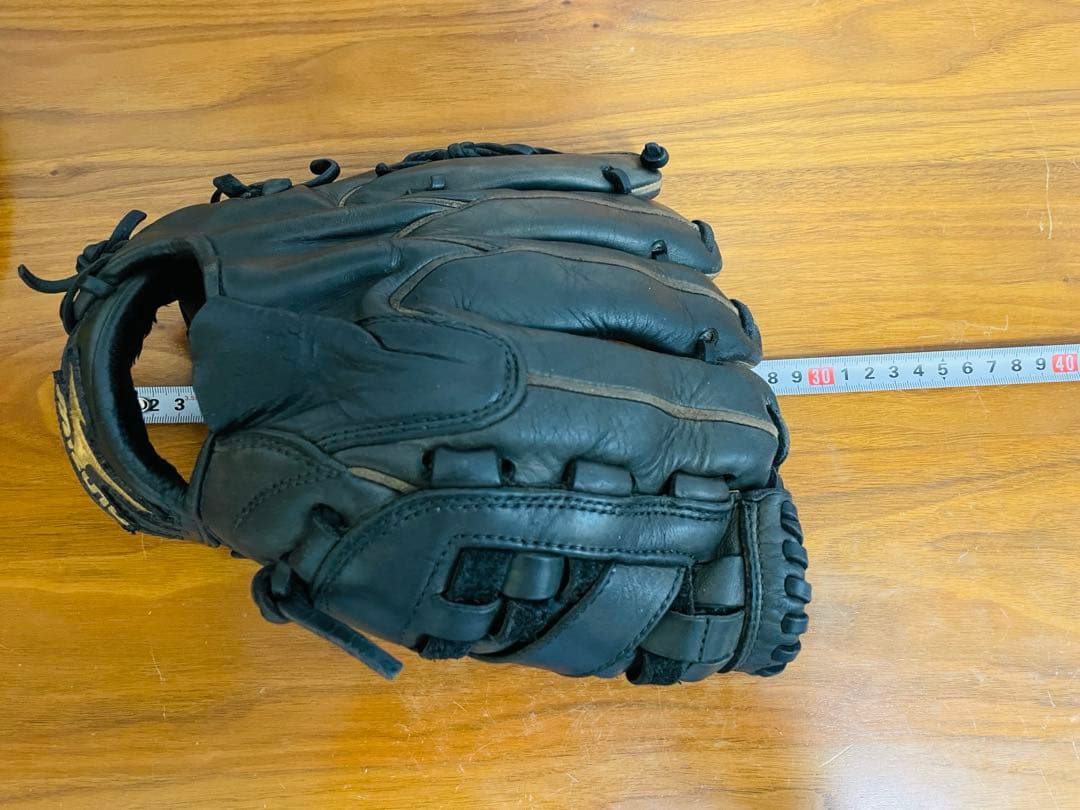 Mizuno ミズノ　黒 レザー グローブ 投手用　即戦力 軟式用