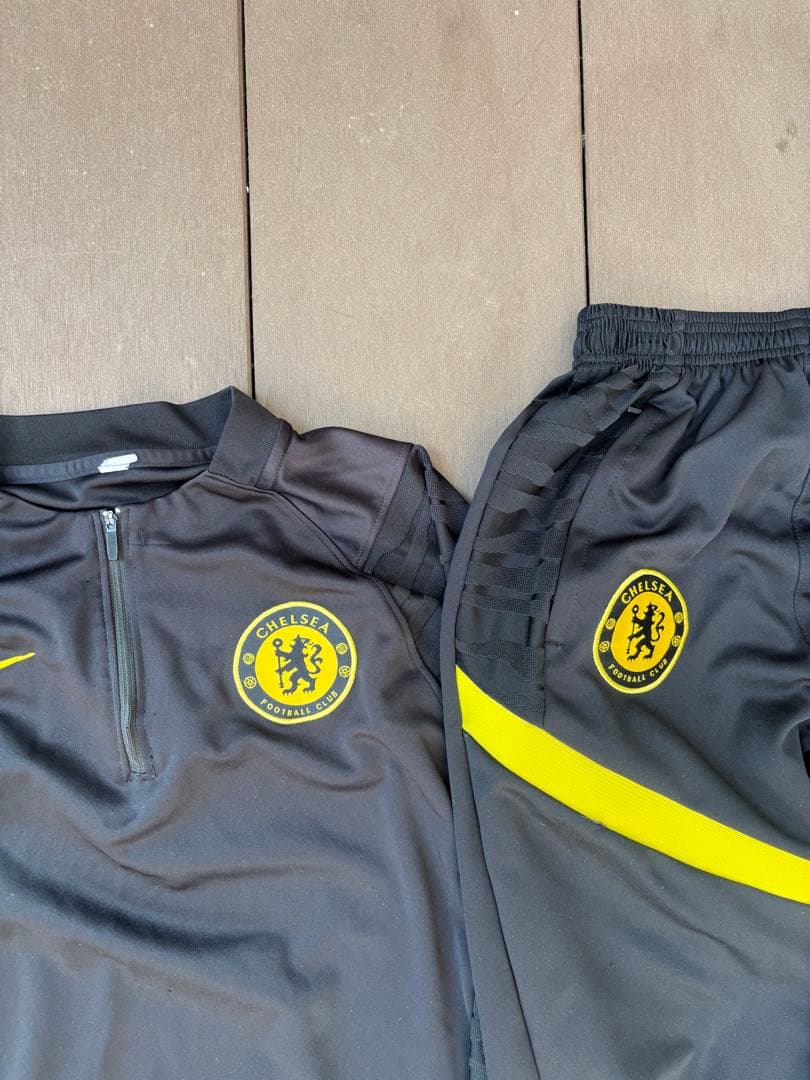 Chelsea ドリルトップ 上下セット　ブラック/イエロー