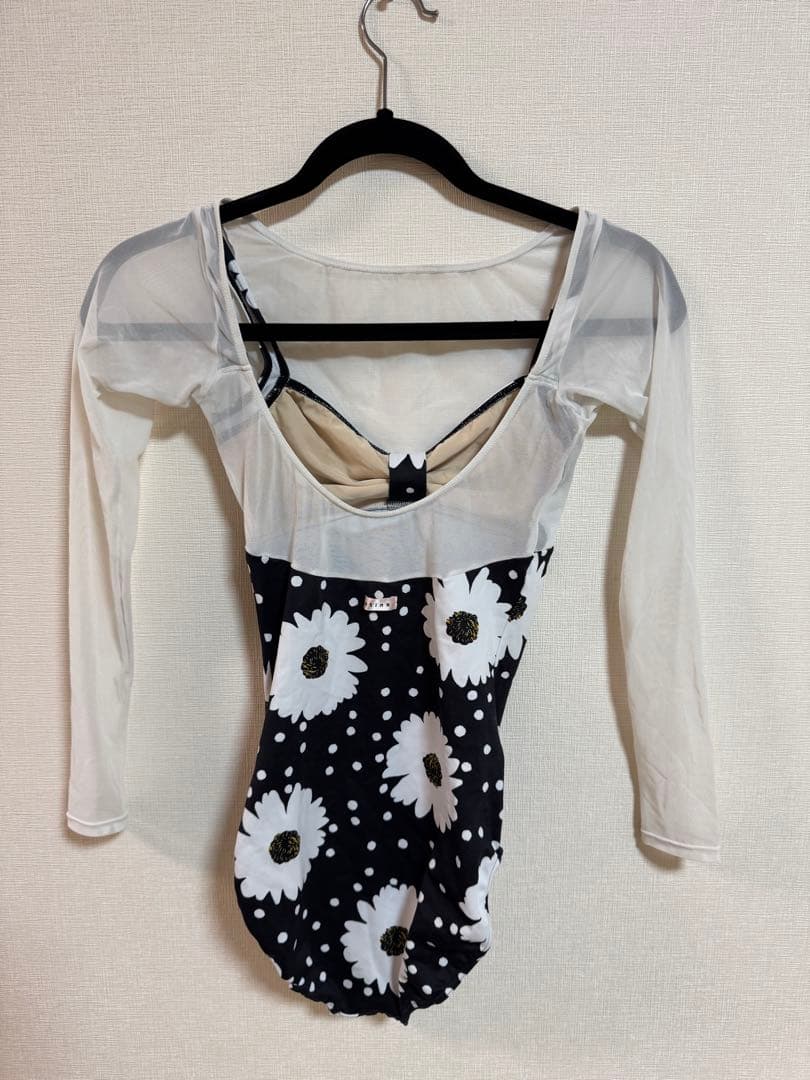 スティナ　花柄メッシュバレエレオタード　Mサイズ