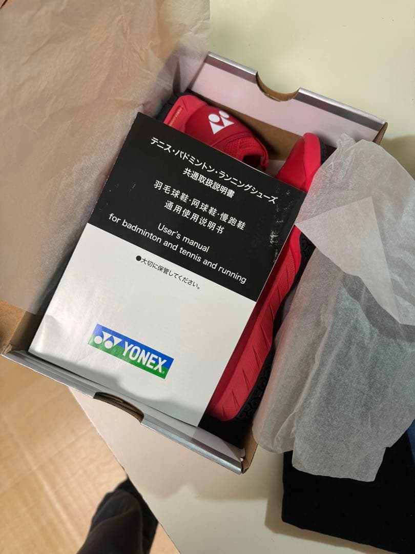 YONEX バドミントンシューズ レッド 収納袋付き