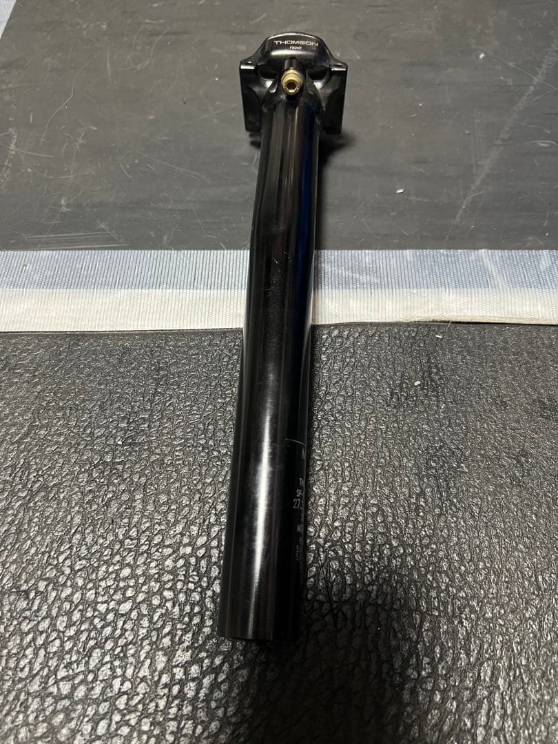 TOMPSONシートピラー31.6セットバック