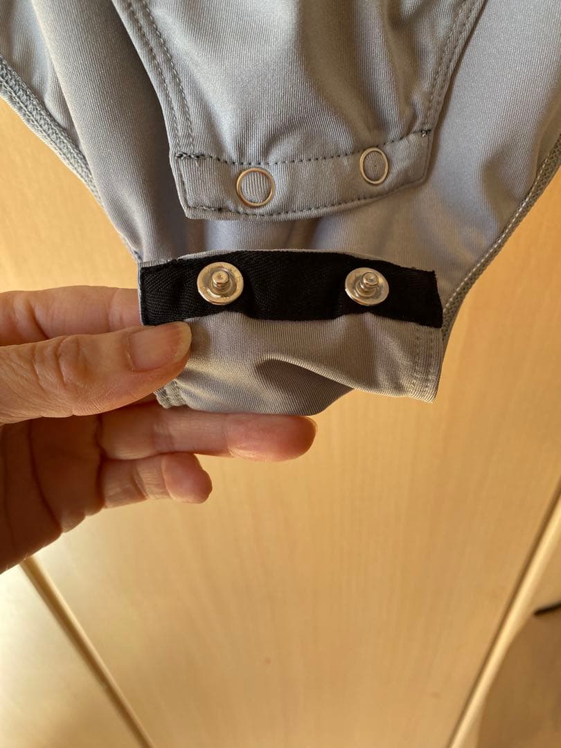 DessusDessous スナップボタン付きレオタード おまけのレオトップ付き