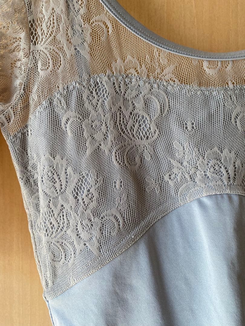 DessusDessous スナップボタン付きレオタード おまけのレオトップ付き