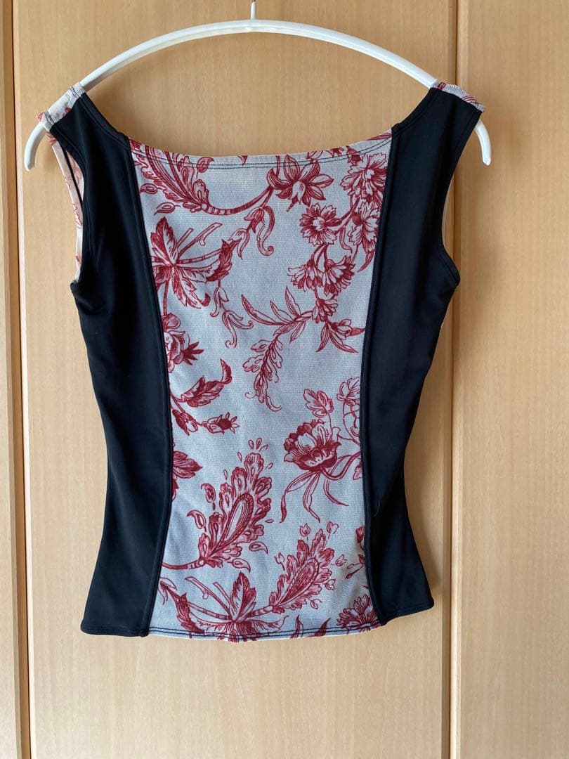DessusDessous スナップボタン付きレオタード おまけのレオトップ付き