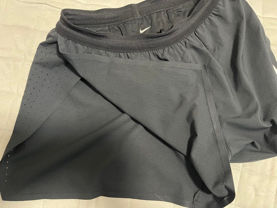 NIKE エアロスイフト　ショートパンツ