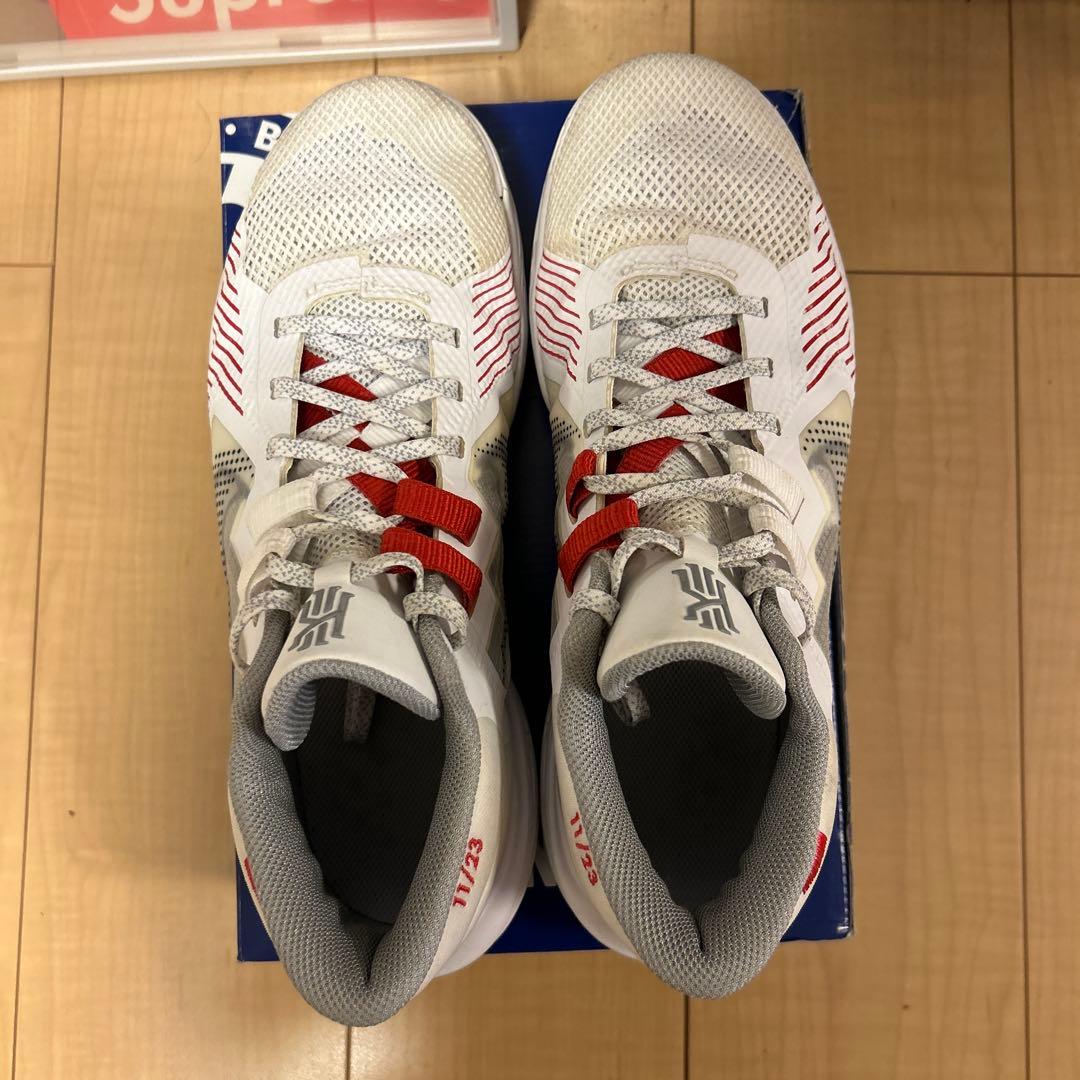 NIKE Kyrie カイリー フライトラップ5 28.0