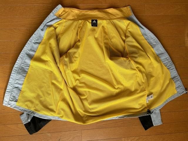 ラグビー　サントリーサンゴリアス　ジャケット　支給品　XO　USED