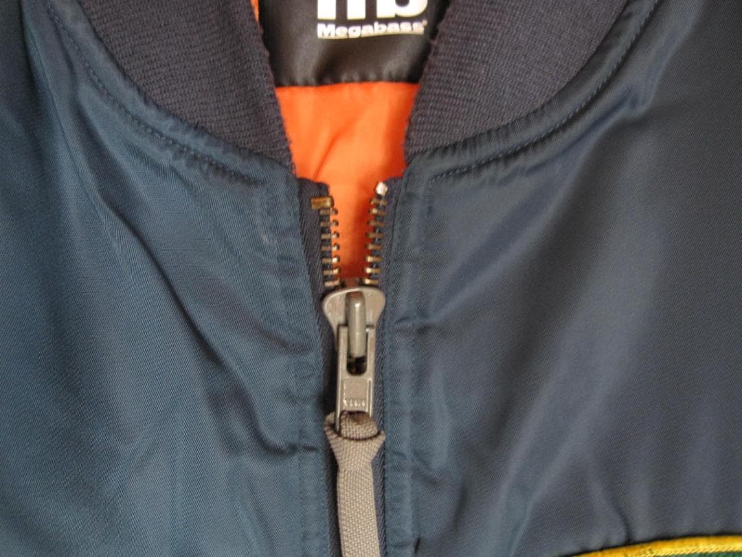 MEGABASS　メガバス　MA-1ジャンパー　中古品