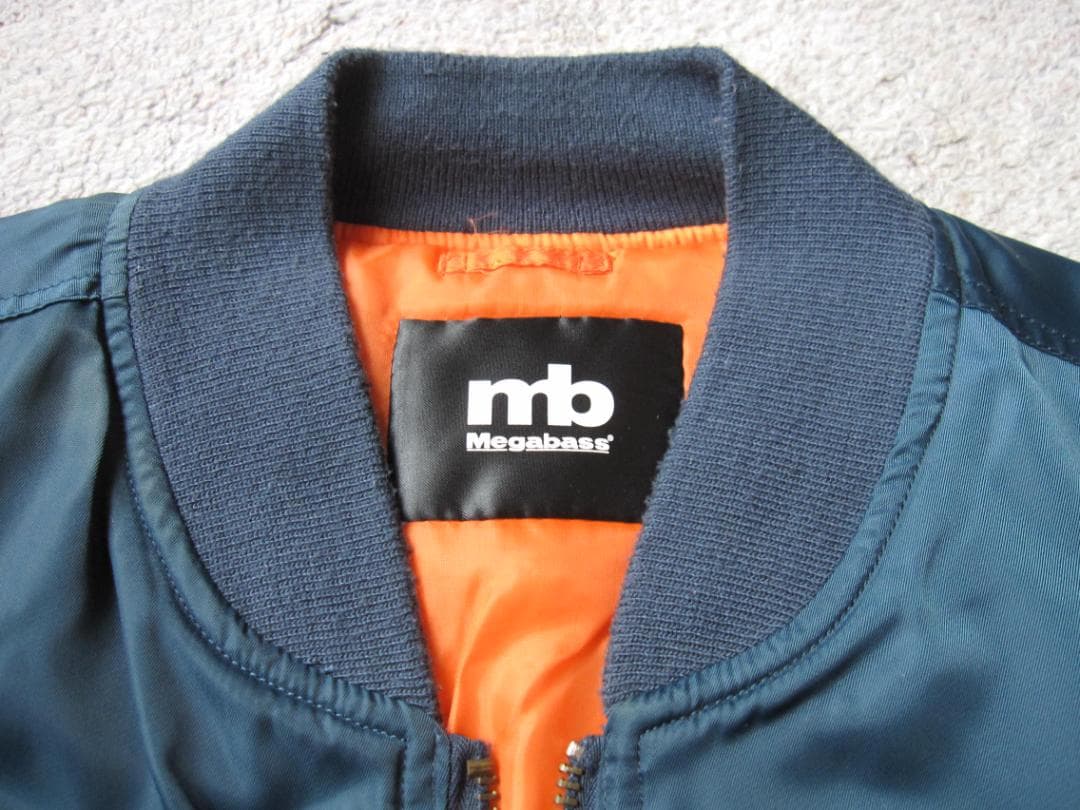 MEGABASS　メガバス　MA-1ジャンパー　中古品