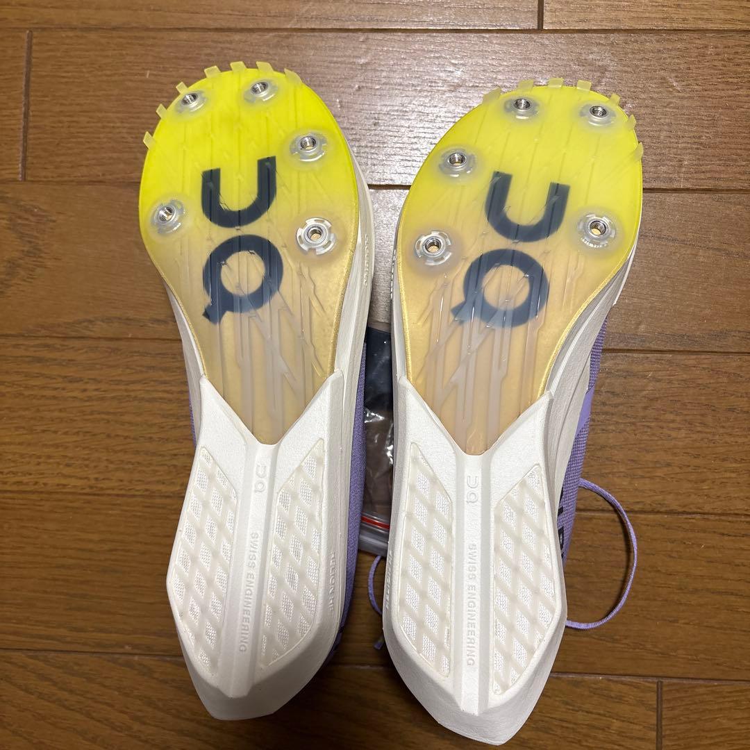 オン クラウドスパイク アンプリウス2 26.0センチ