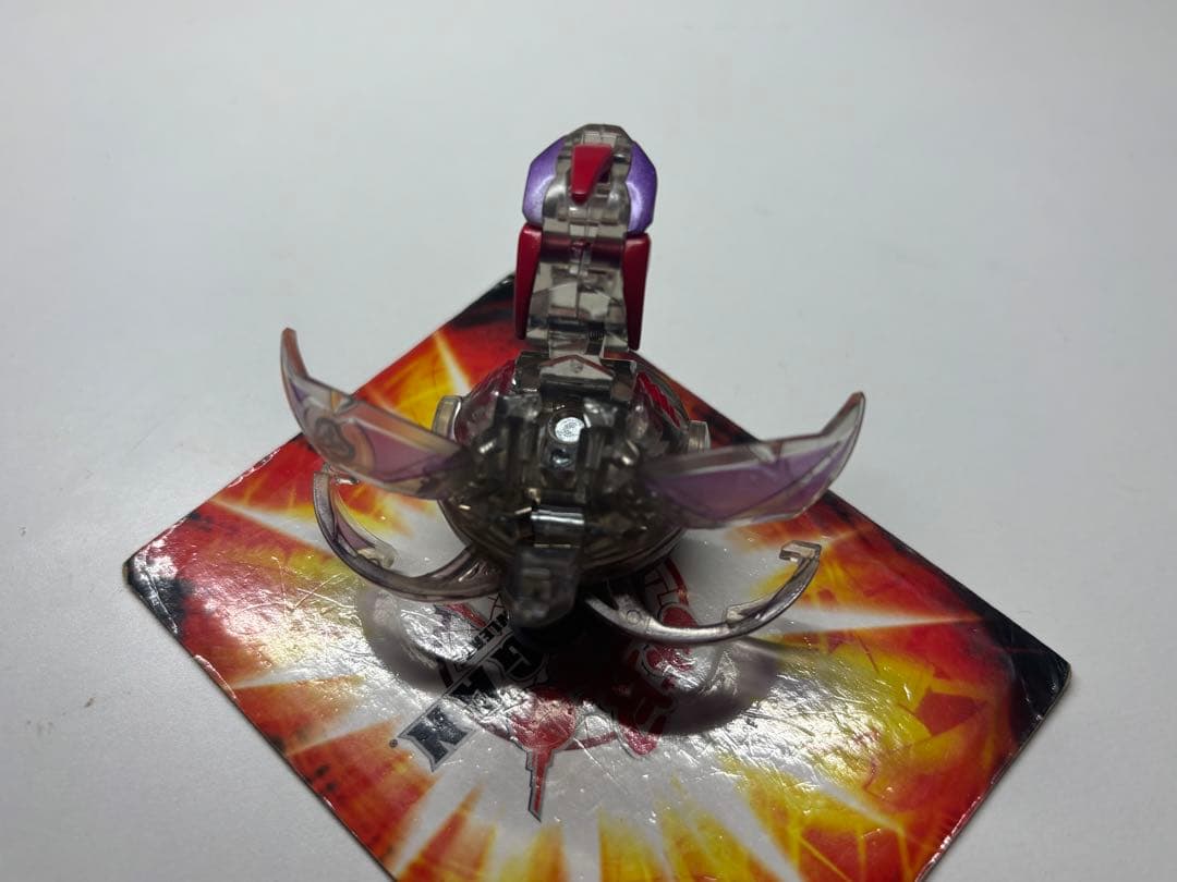 BAKUGAN　爆丸　ダークオン・ クロスドラゴノイド (クリアブラック)
