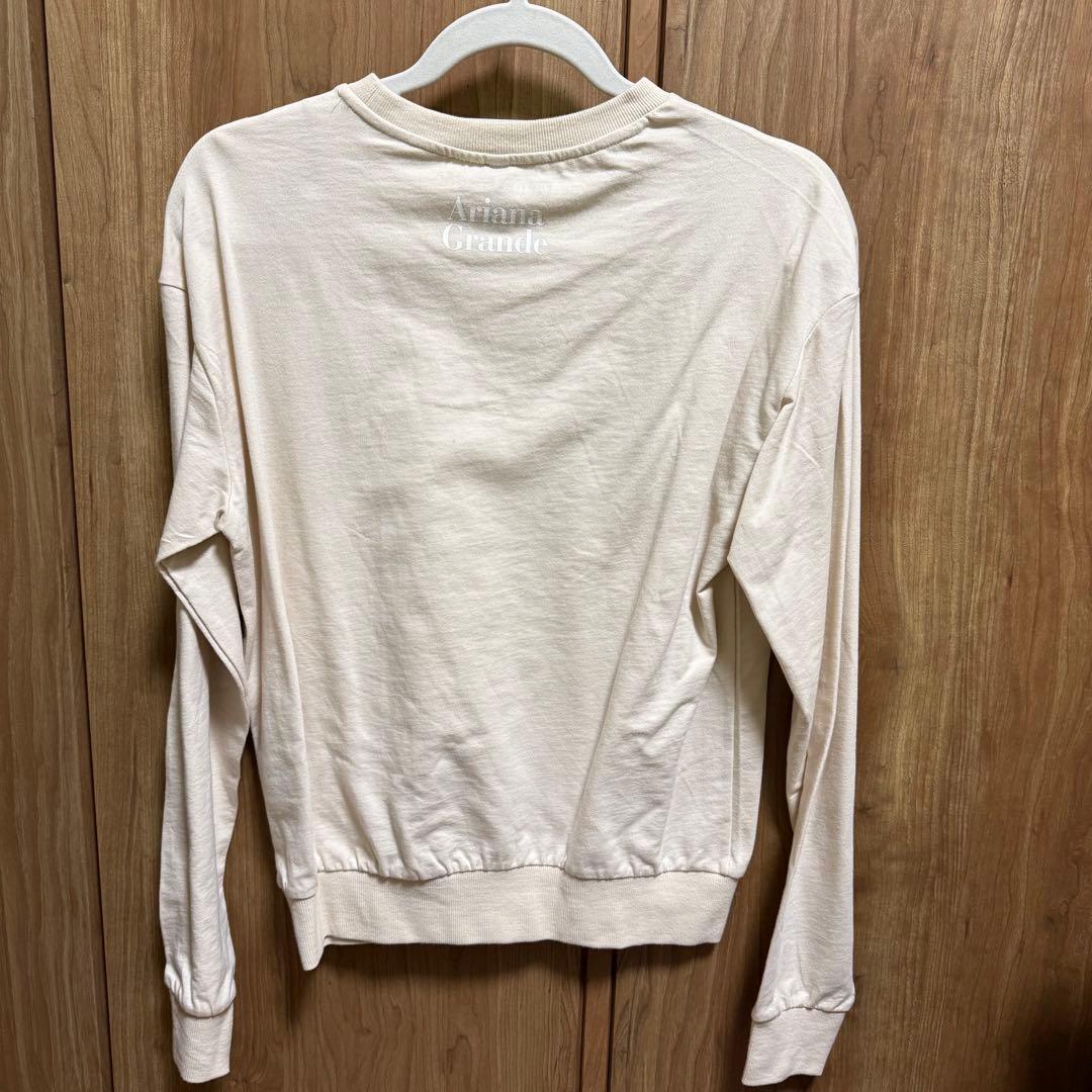 〚新品未使用〛 Ariana Grande パーカー トレーナー Tシャツ