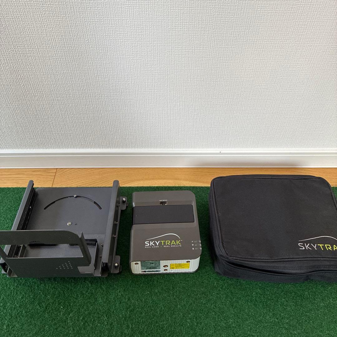 SKYTRAK ゴルフ用距離計　スカイトラック