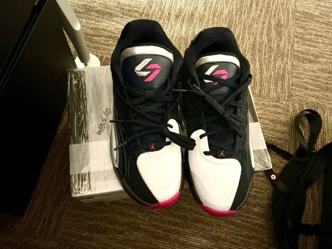 新品未使用！Jordan Luka 4